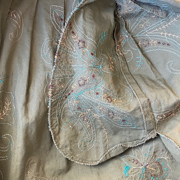 Green and Yellow Midi Dress - Picture 10 of 11